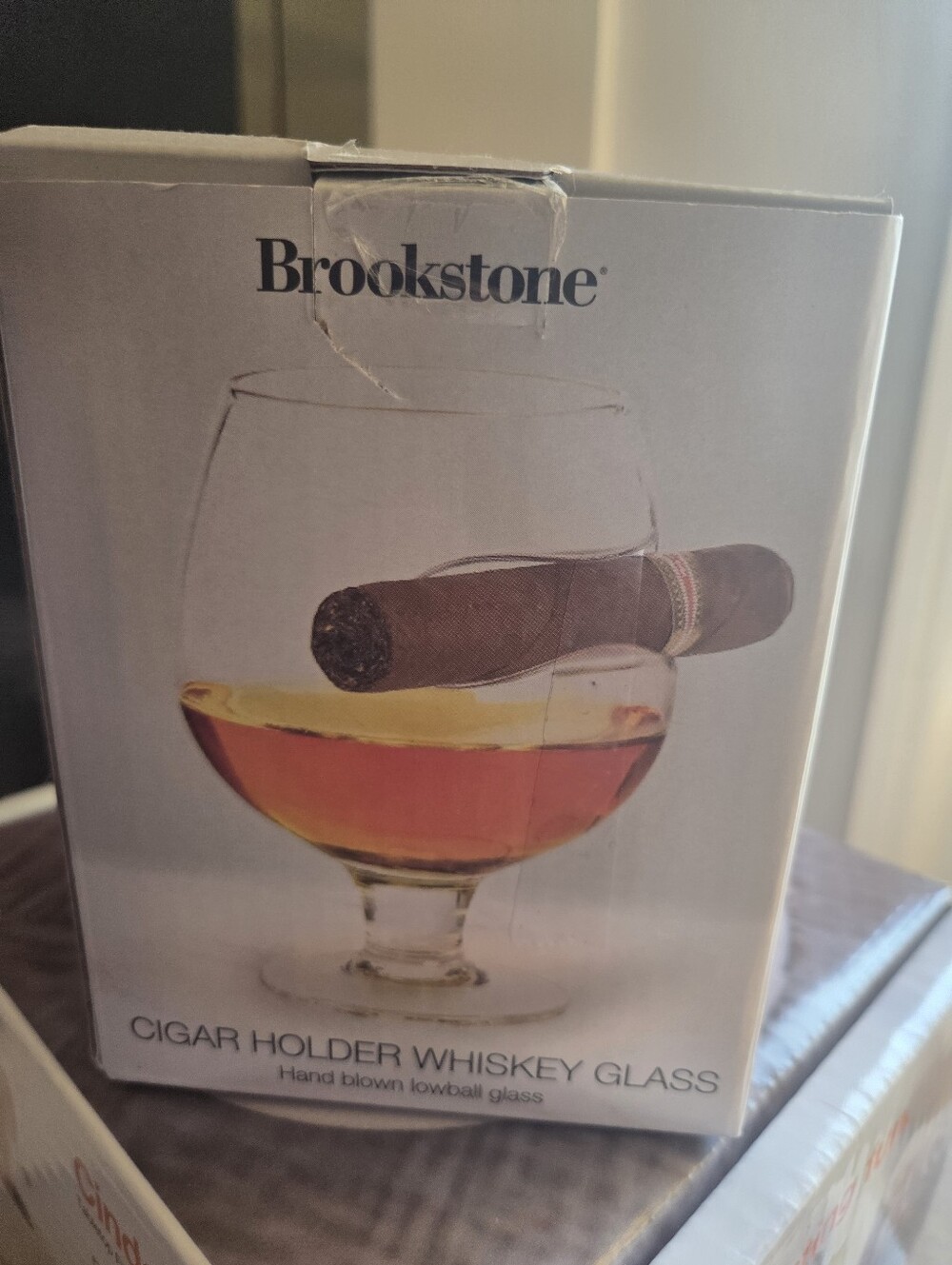 Brookstone Clear Whiskey Glass with Amber Accent and Cigar Rest NIB